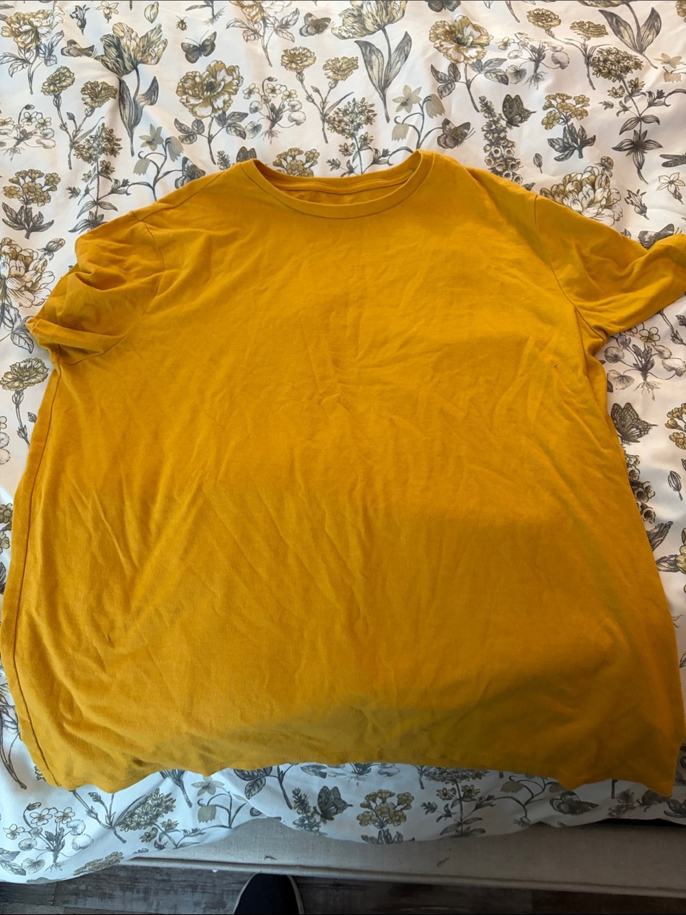 Goodfellow & Co Mustard‎ Yellow Crewneck Short Sleeve Tee